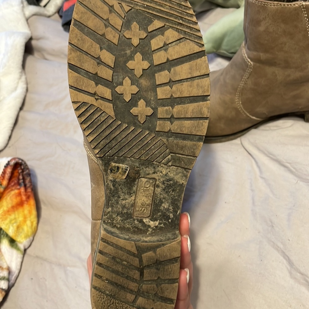 Fall Boots - Picture 3 of 3